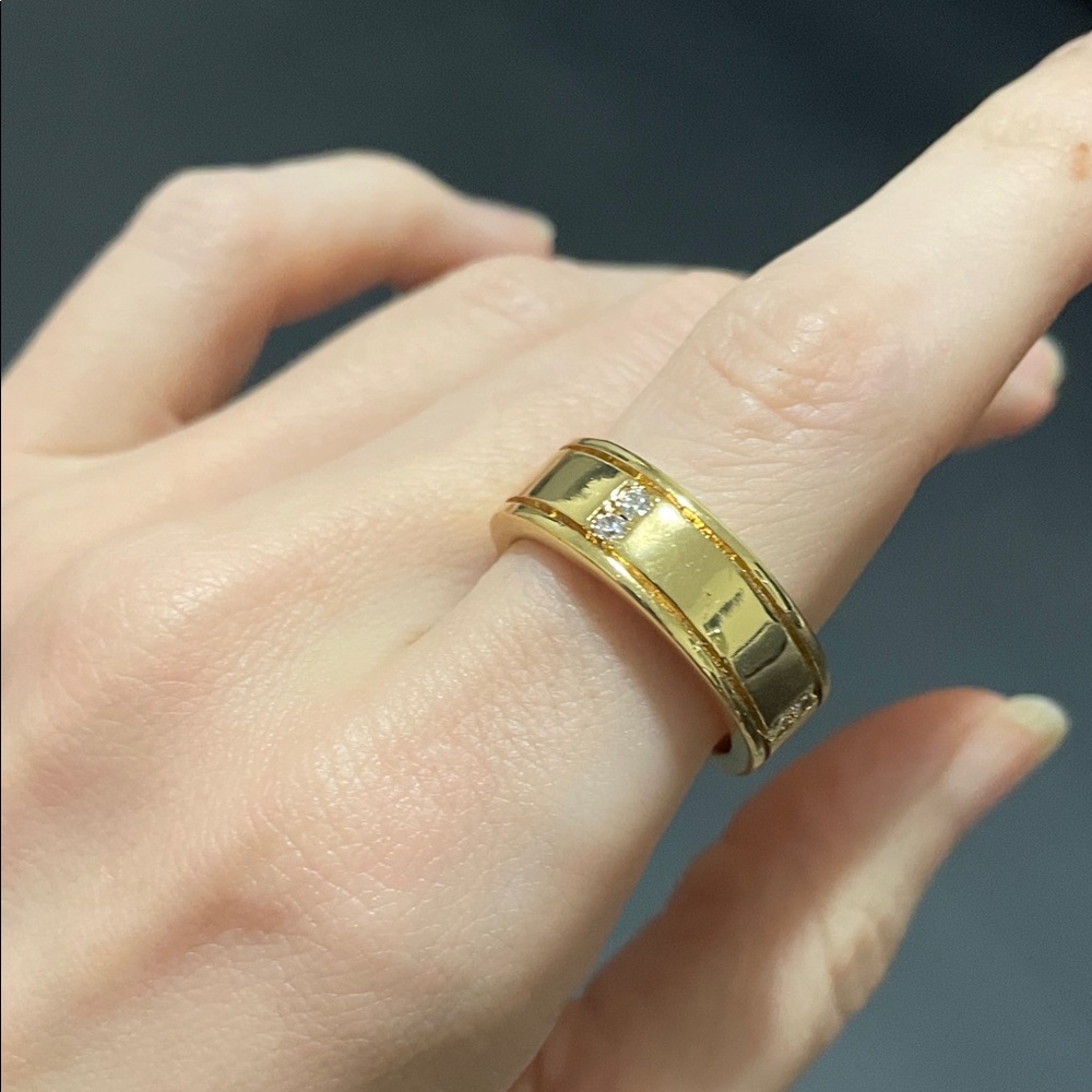 🖤5/$25 Sterling silver 925 thick Gold Band with Diamond Accents